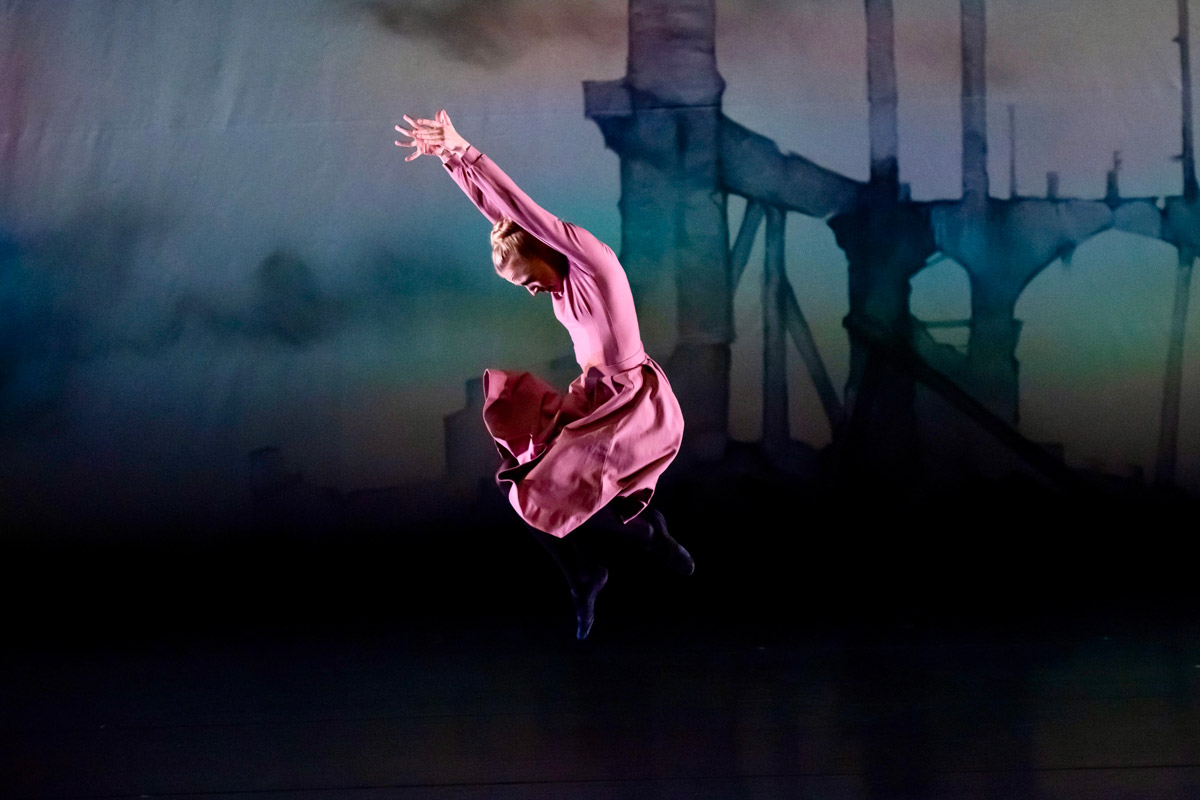 Limón Dance Company Jessica Sgambelluri - photo Hisae Aihara