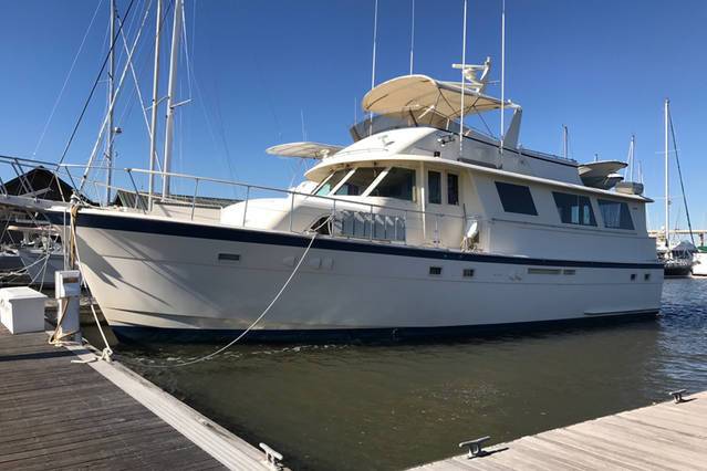 Luxury Yacht Downtown Charleston